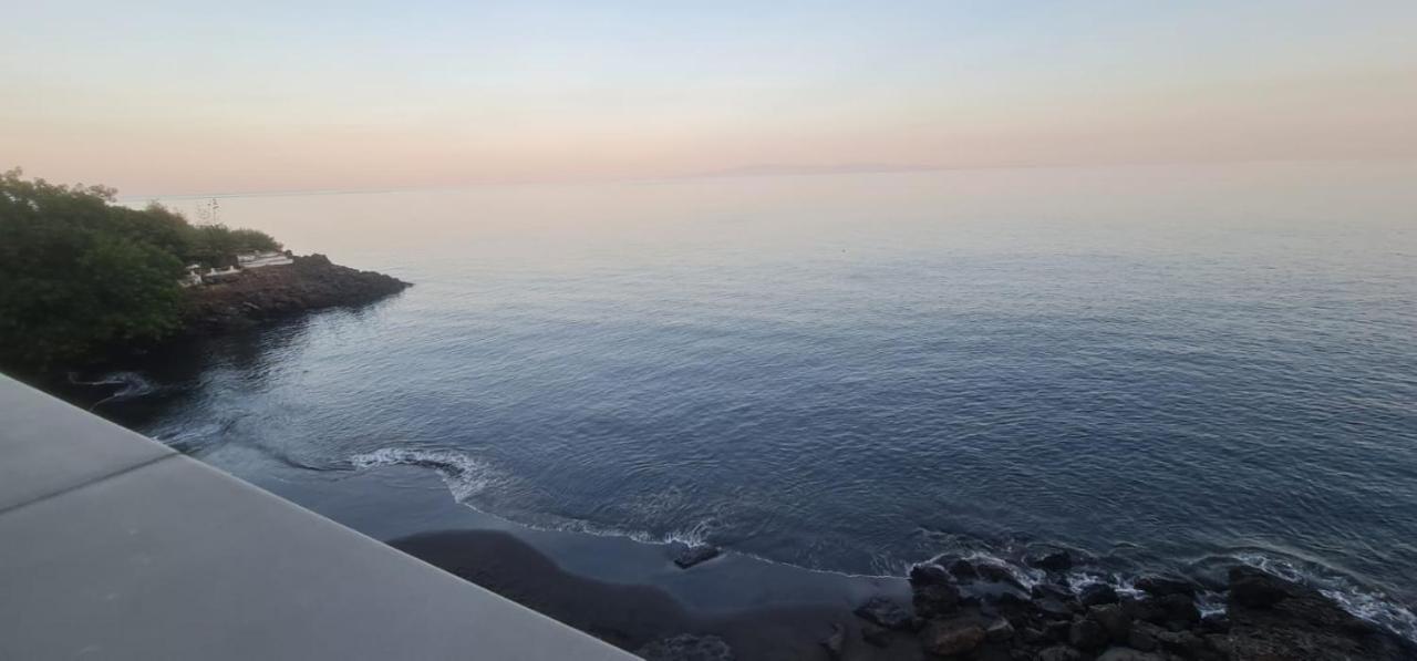Seaview Apartment, Playa Chica, Gaviotas, 311 * Santa Cruz de Tenerife
